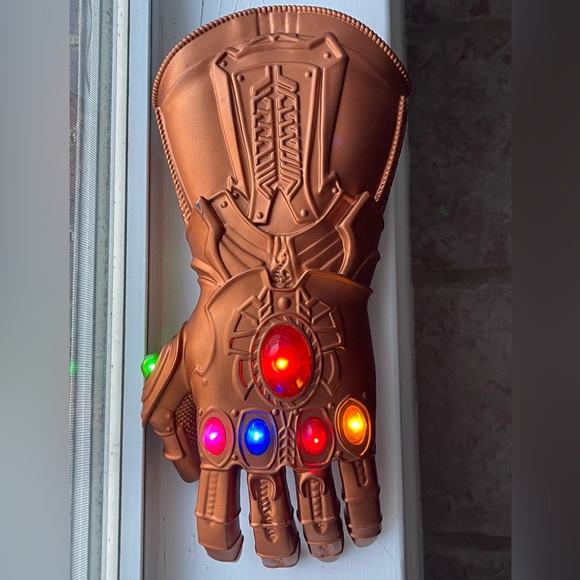 Thanos Infinity Gauntlet Light Gloves Cosplay War Marvel Avengers Adult Size - Picture 11 of 16